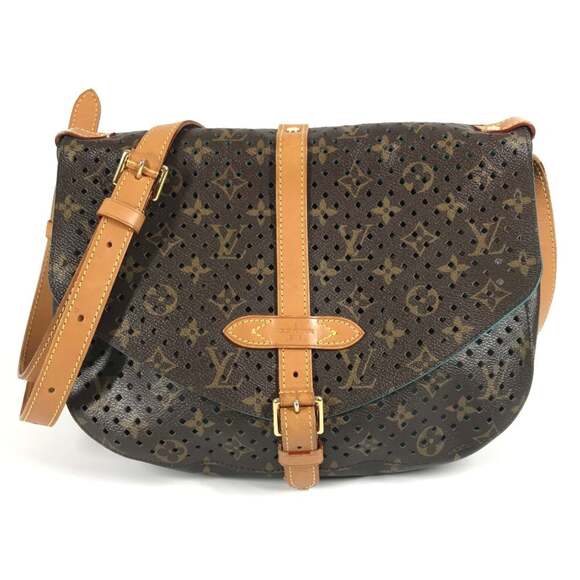 Louis Vuitton Handbags - LOUIS VUITTON Brown Monogram Canvas Shoulder Bag